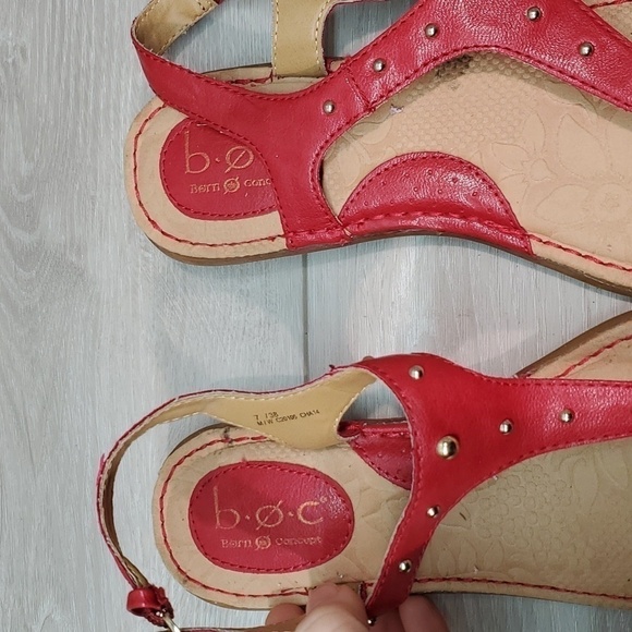 B.O.C. Born Women T strap Sandals Flats shoes sz 7 - Picture 5 of 12
